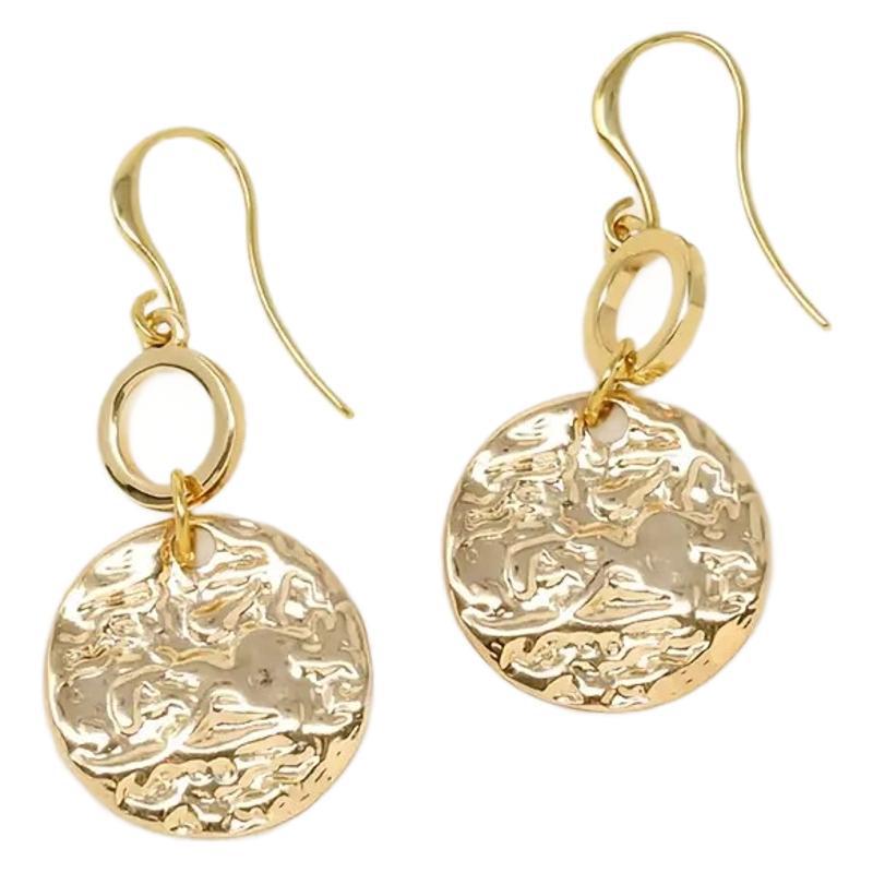 Elegant Gold Earring for Every Occasion