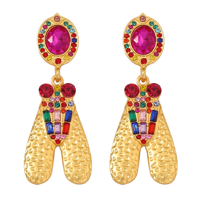 Beautiful Gold Earring with Unique Style