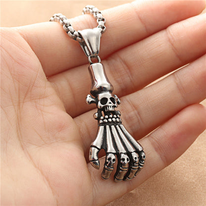Classic Pendant with Timeless Appeal