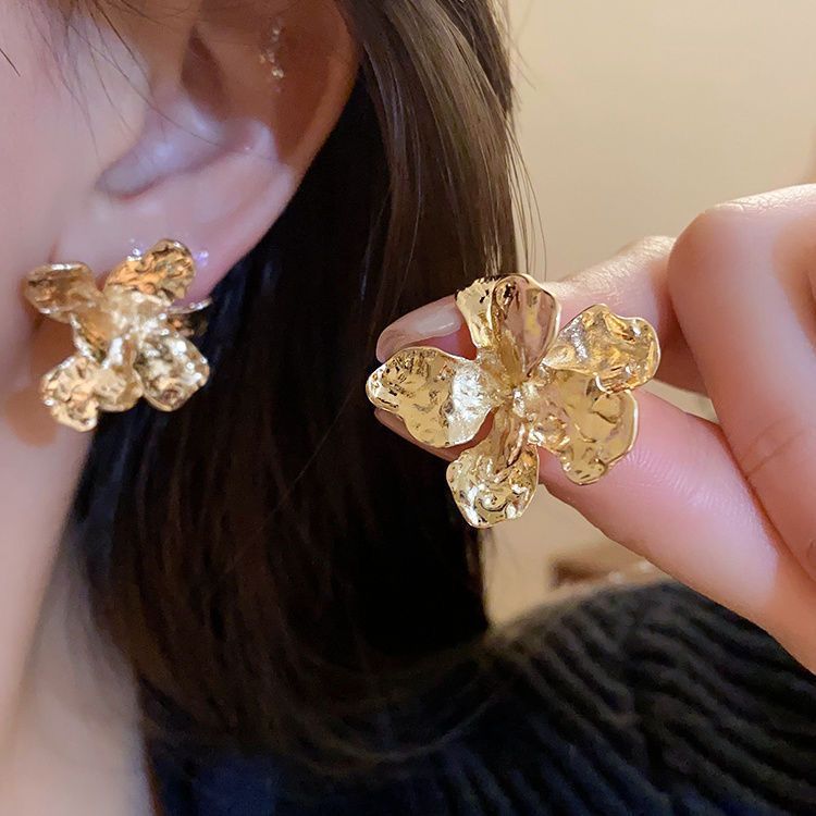 Vintage Handmade Earring