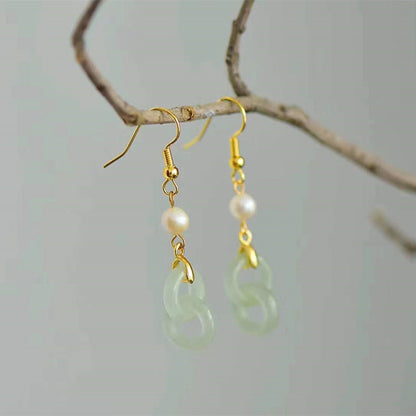 Beautiful Gold Earring with Unique Style
