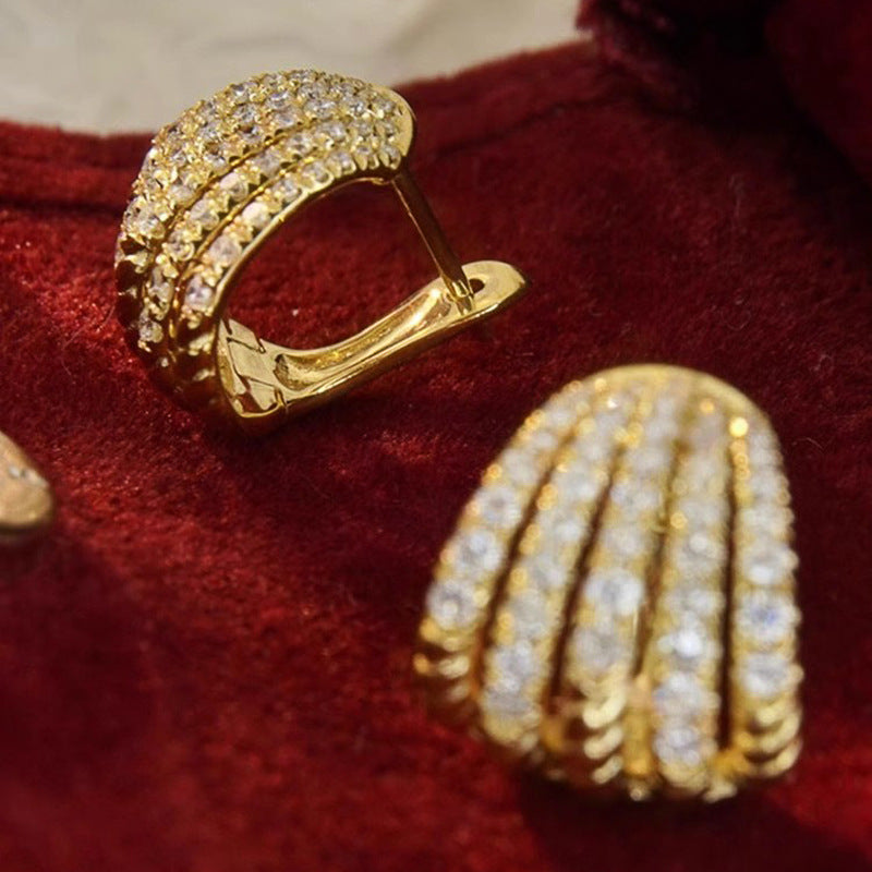 Beautiful Set with Unique Style