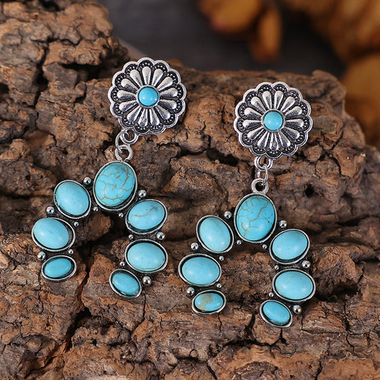 Classic Earring with Timeless Appeal