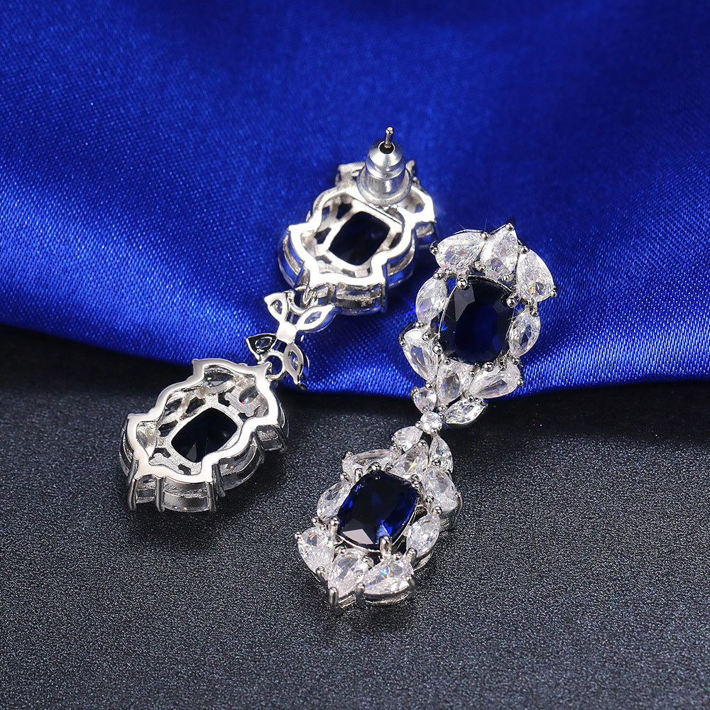Charming Earring for Any Occasion