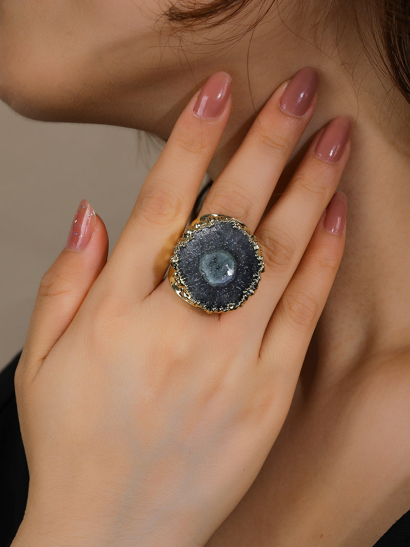 Romantic Gold Ring for Special Moments