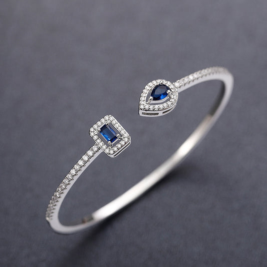 Beautiful Bracelet with Unique Style