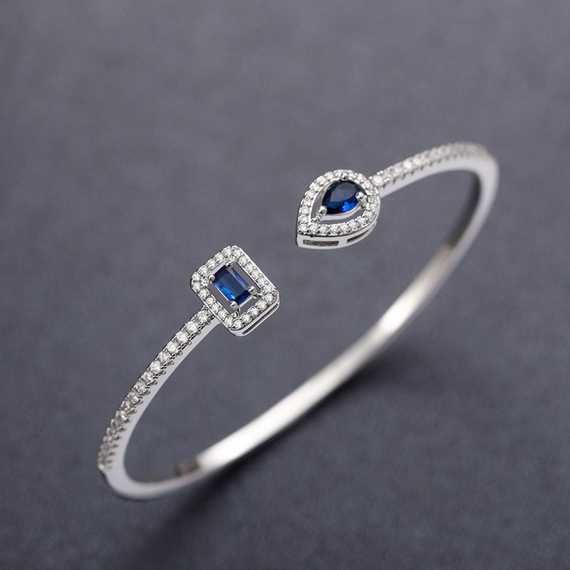 Beautiful Bracelet with Unique Style