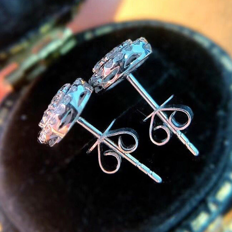 Elegant Earring for Every Occasion