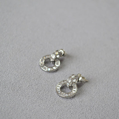 Stunning Gold Earring for Daily Wear
