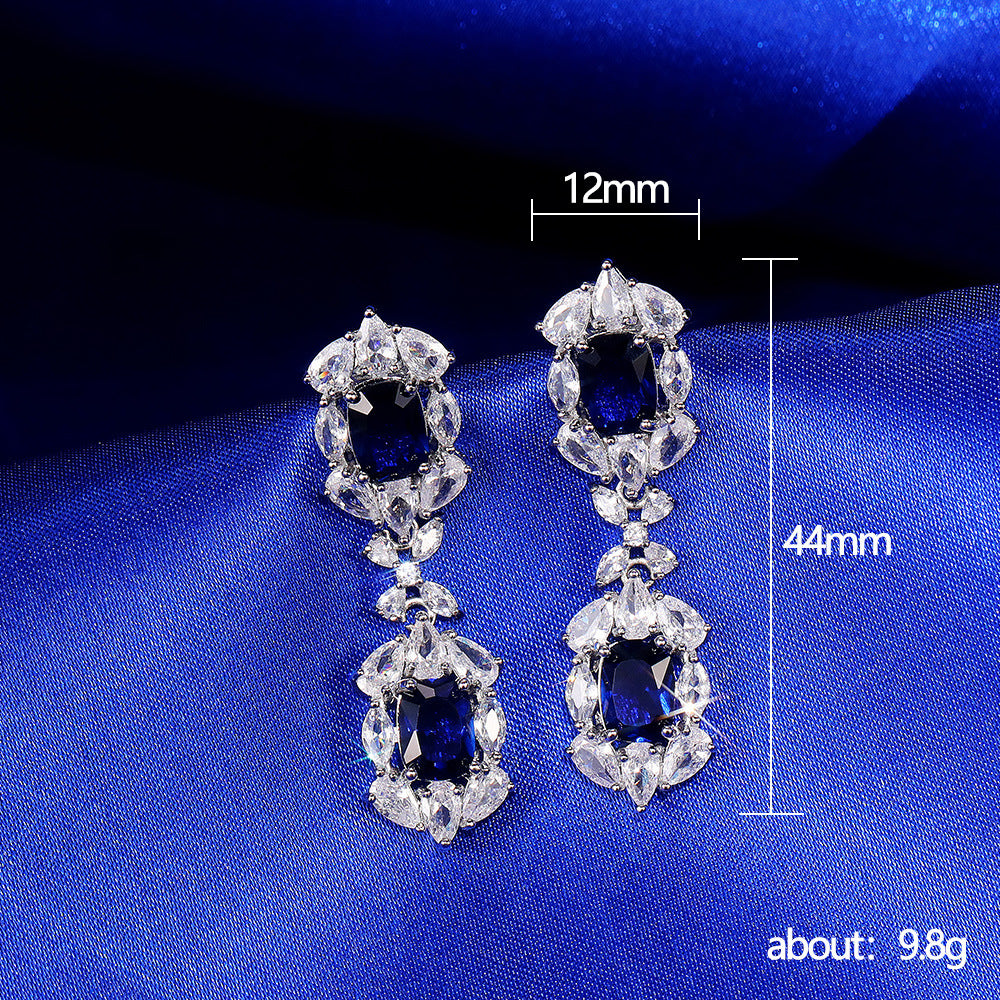 Charming Earring for Any Occasion