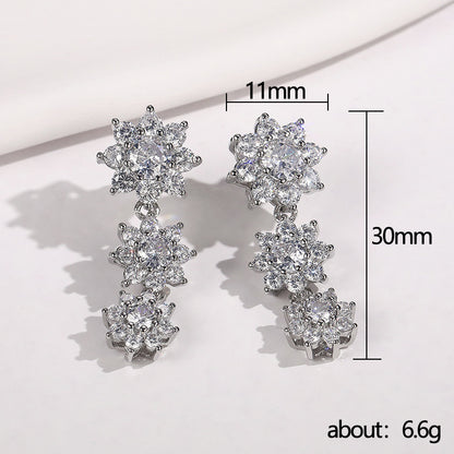 Beautiful Gold Earring with Unique Style