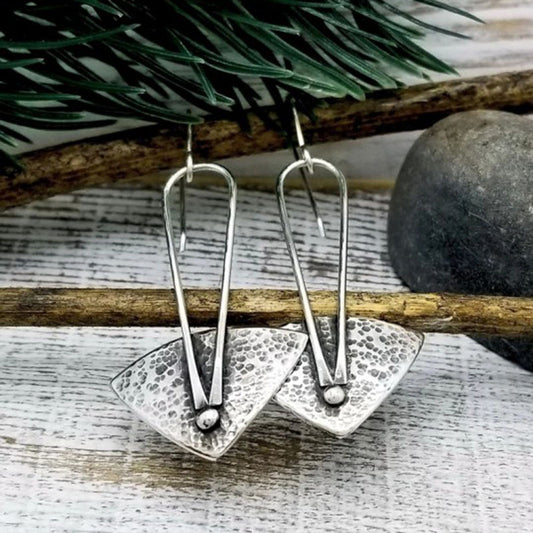Romantic Silver Earring for Special Moments