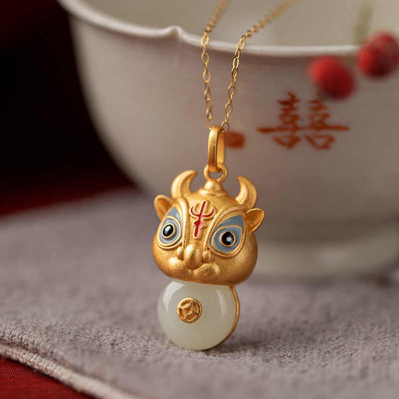 Classic Gold Necklace with Timeless Appeal