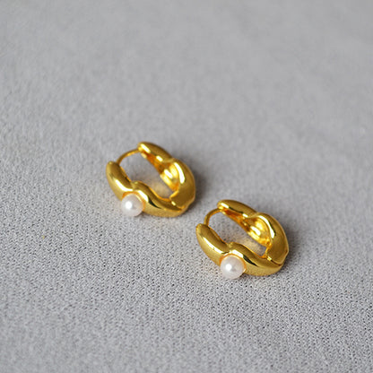 Delicate Artisan Gold Earring