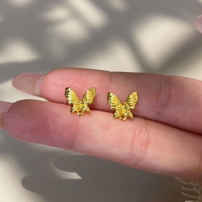 Charming Piece for Any Occasion