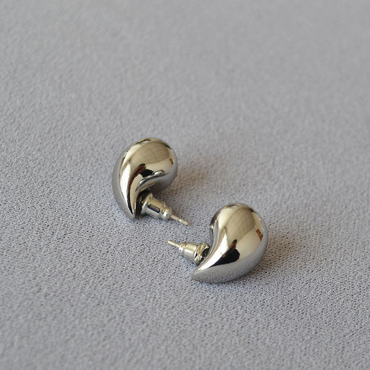 Elegant Gold Earring for Every Occasion