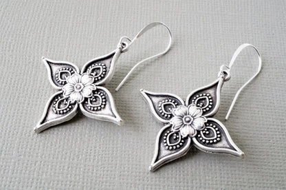 Elegant Earring for Every Occasion
