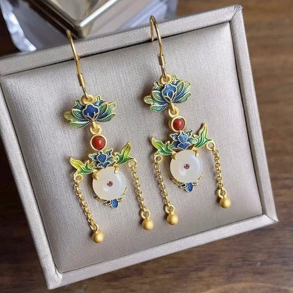 Stunning Gold Earring for Daily Wear