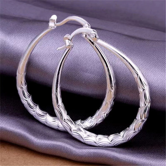 Elegant Silver Earring for Every Occasion