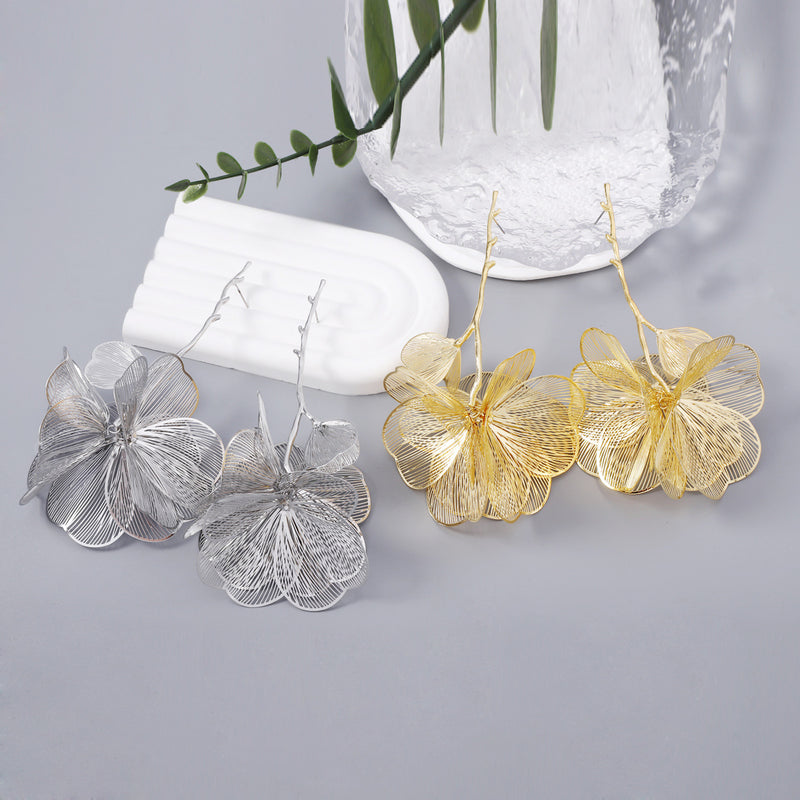 Elegant Earring for Every Occasion