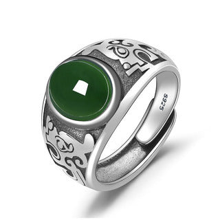 Classic Silver Ring with Timeless Appeal