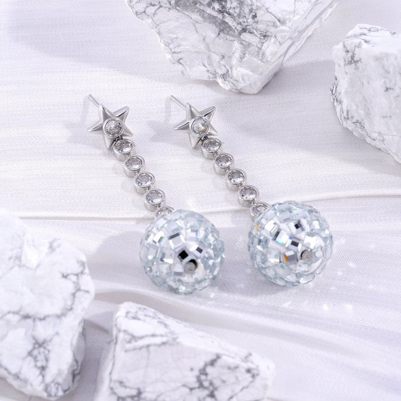Charming Earring for Any Occasion