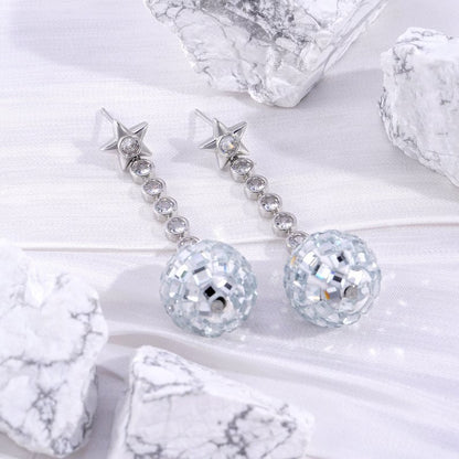 Charming Earring for Any Occasion