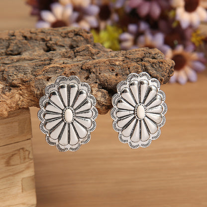 Classic Earring with Timeless Appeal