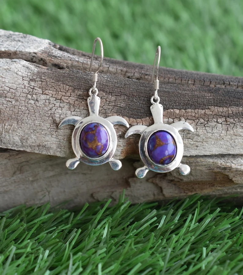 Beautiful Silver Earring with Unique Style