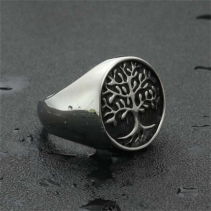 Classic Ring with Timeless Appeal