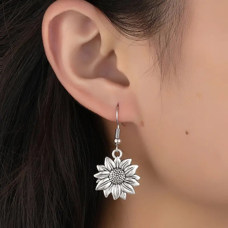 Stunning Earring for Daily Wear