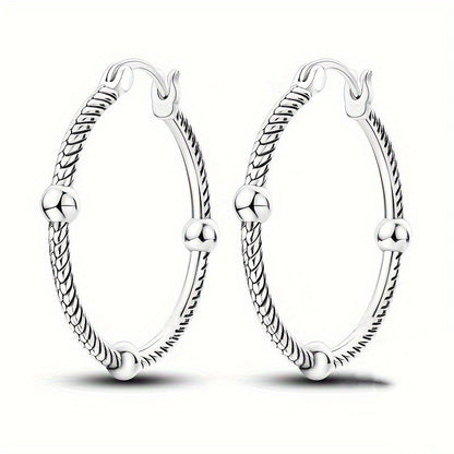 Charming Earring for Any Occasion