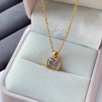 Stunning Gold Necklace for Daily Wear
