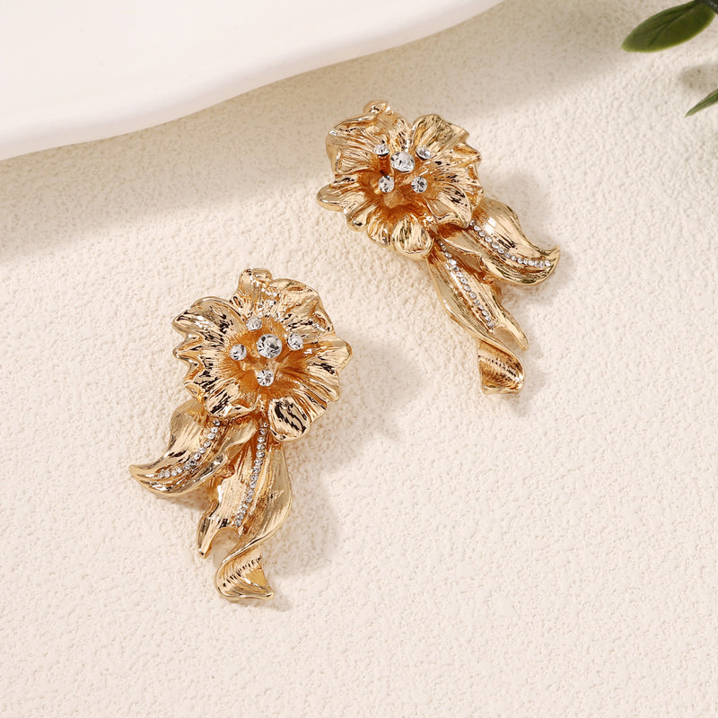 Romantic Earring for Special Moments