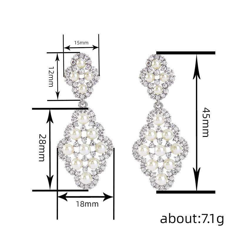 Classic Earring with Timeless Appeal