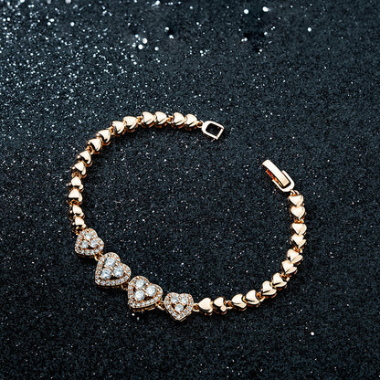 Charming Gold Bracelet for Any Occasion