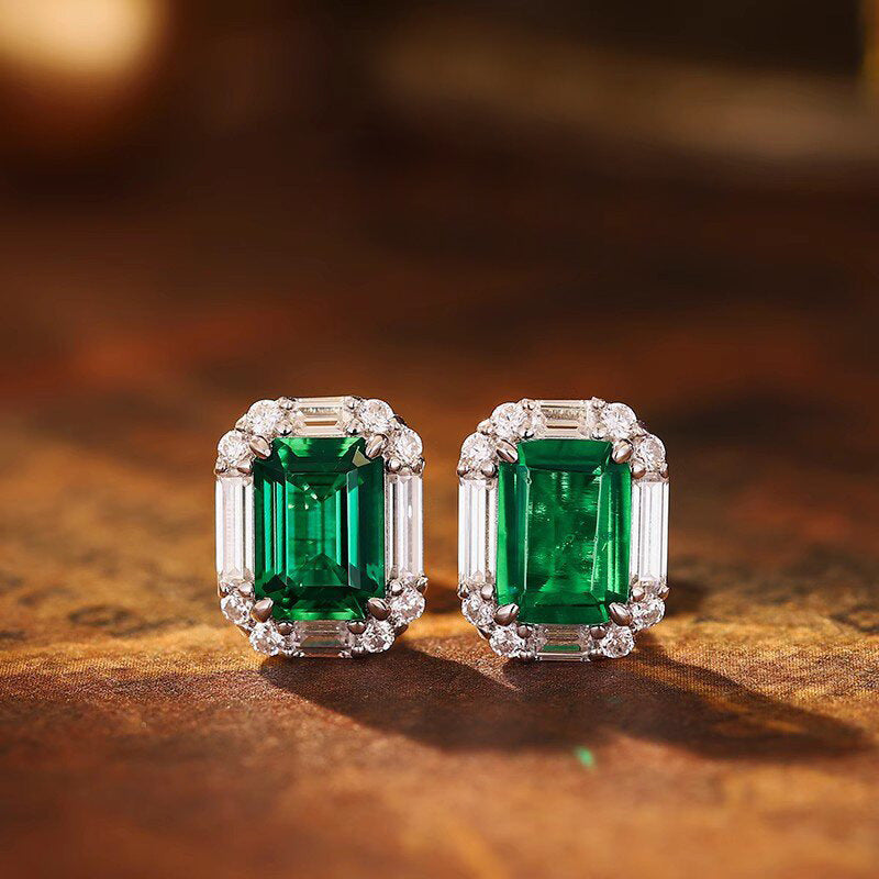 Charming Piece for Any Occasion