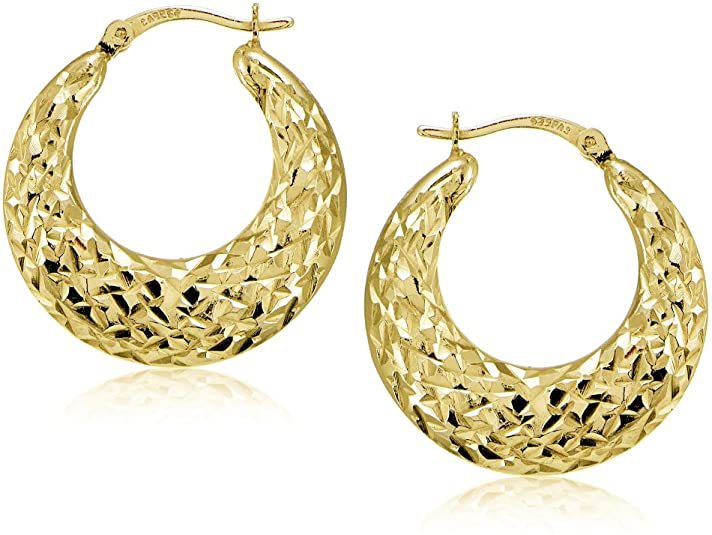 Stunning Gold Earring for Daily Wear