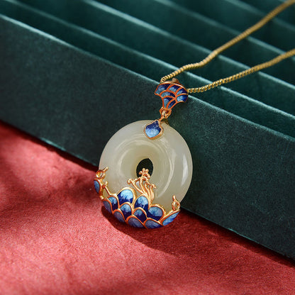Stunning Silver Pendant for Daily Wear