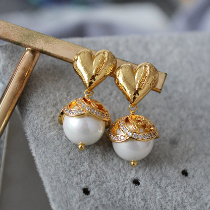 Vintage Handmade Gold Earring