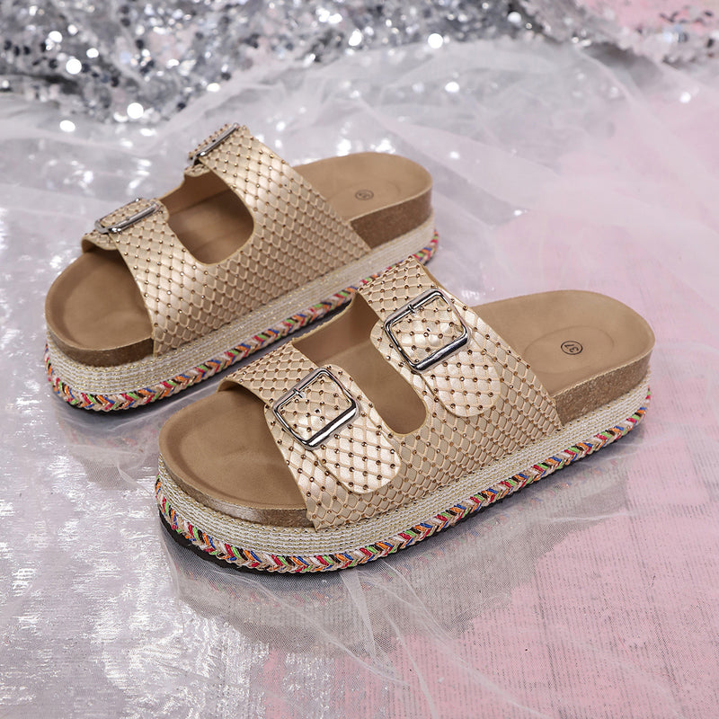 Graceful Orthopedic Sandals for Modern Look