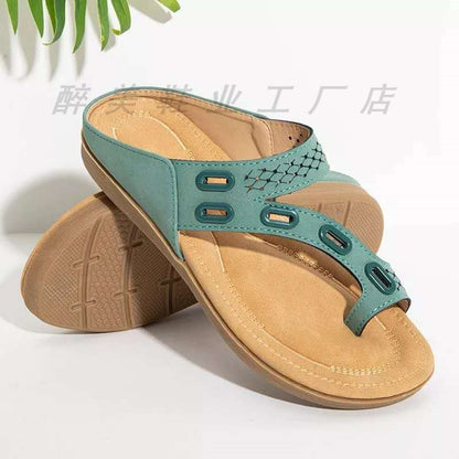 Chic Orthopedic Sandals with Unique Design