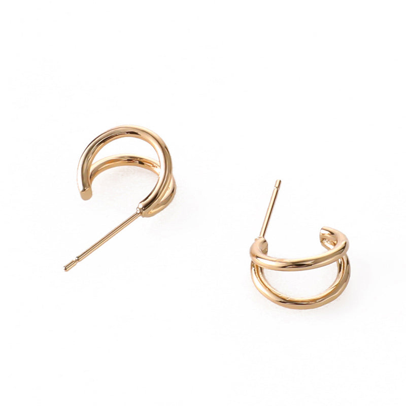 Elegant Gold Earring for Every Occasion