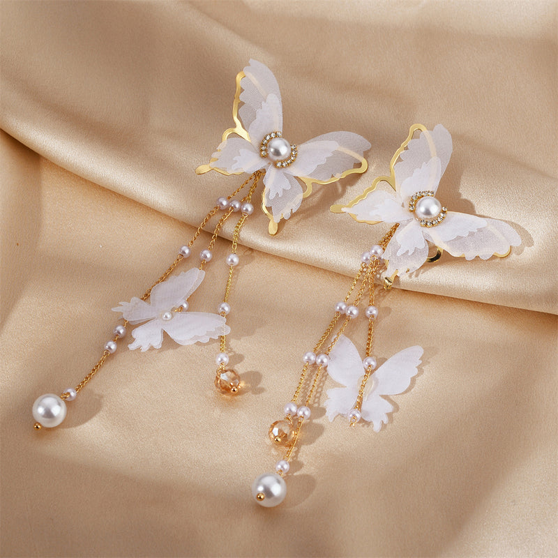Delicate Artisan Pearl Earring