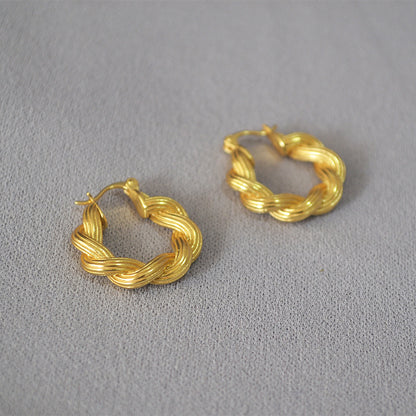 Elegant Earring for Every Occasion