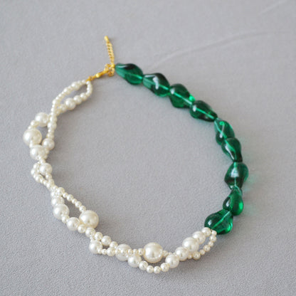 Beautiful Pearl Necklace with Unique Style