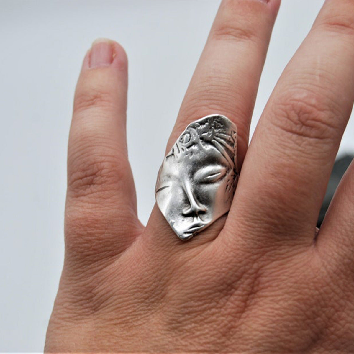 Elegant Ring for Every Occasion