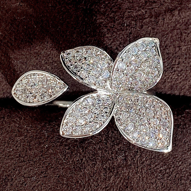 Beautiful Bracelet with Unique Style