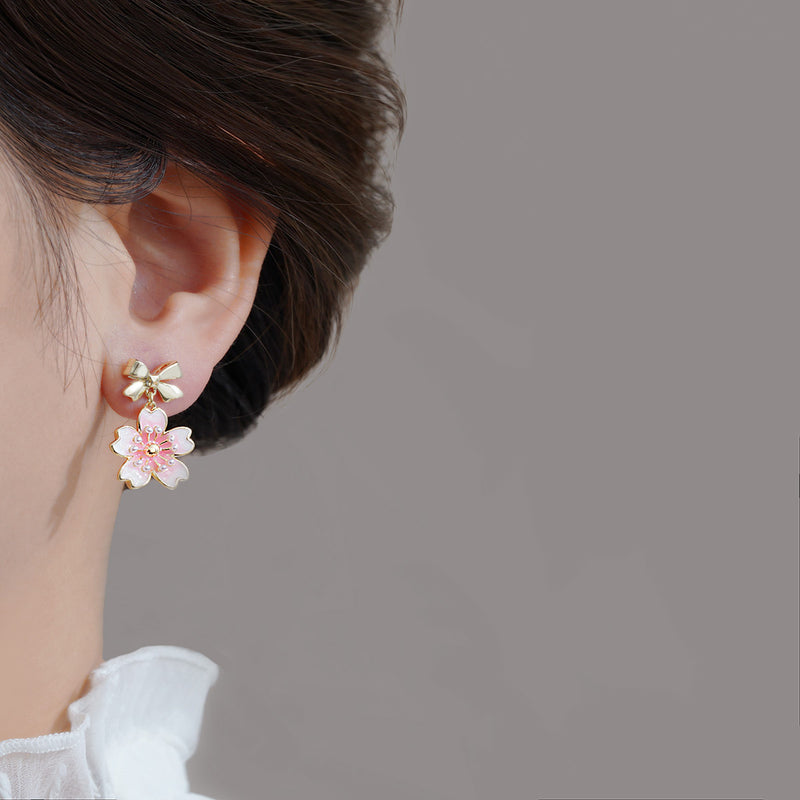 Delicate Artisan Gold Earring