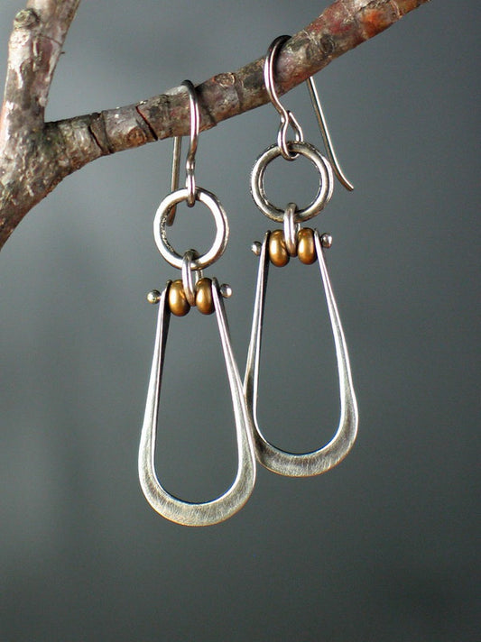 Charming Earring for Any Occasion